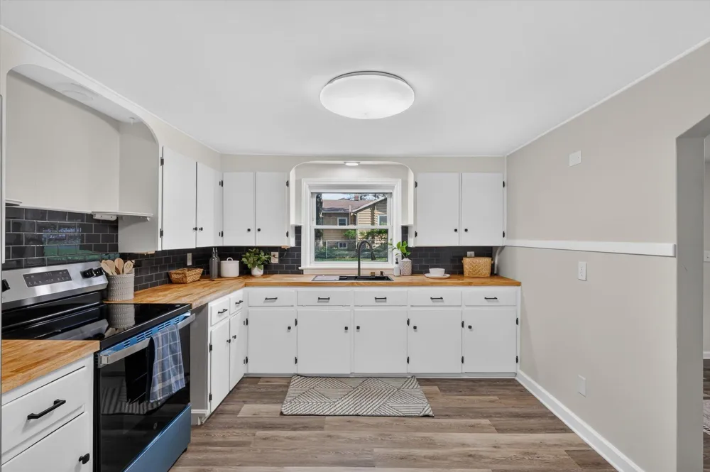 539 Coolidge Avenue Kalamazoo, MI 49006