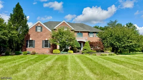 12 Daisy Ct