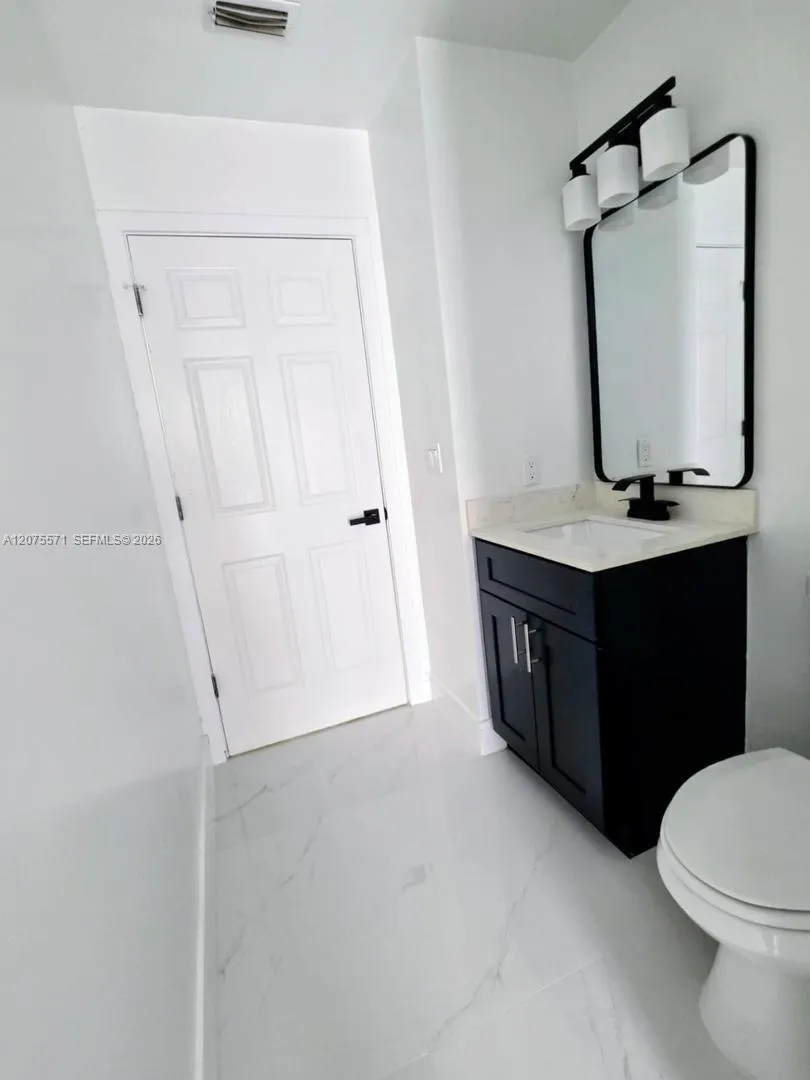 626 SW 25th Ter Cape Coral, FL 33914