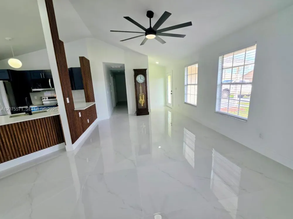 626 SW 25th Ter Cape Coral, FL 33914