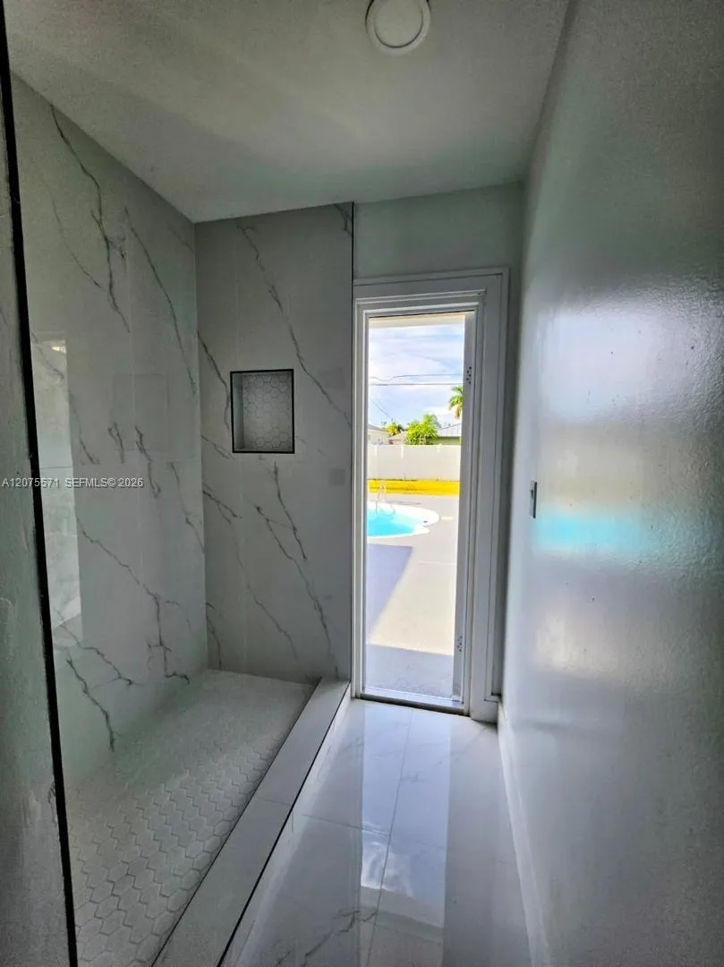 626 SW 25th Ter Cape Coral, FL 33914
