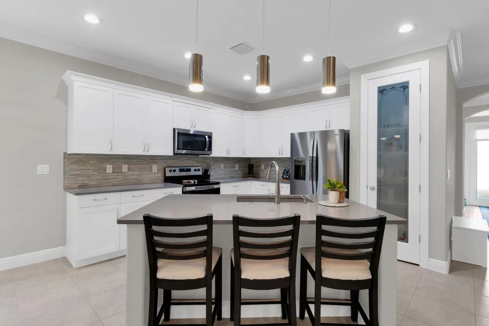 2515 BELLA VISTA CIRCLE Vero Beach, FL 32966