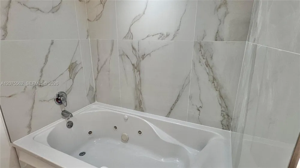 17375 Collins Ave #2003 Sunny Isles Beach, FL 33160