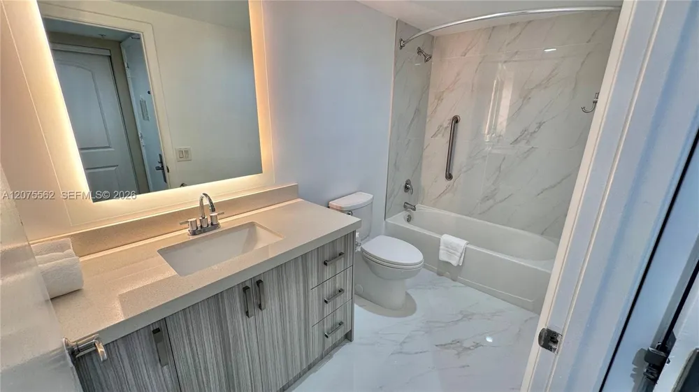 17375 Collins Ave #2003 Sunny Isles Beach, FL 33160