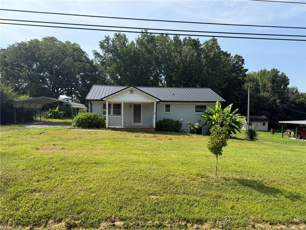 169 Bedford Drive Lexington, NC 27295