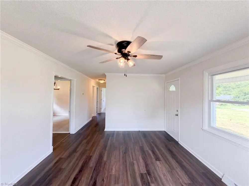 169 Bedford Drive Lexington, NC 27295