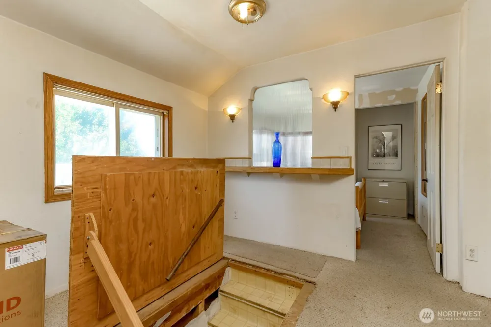 24925 20TH AVENUE S Des Moines, WA 98198