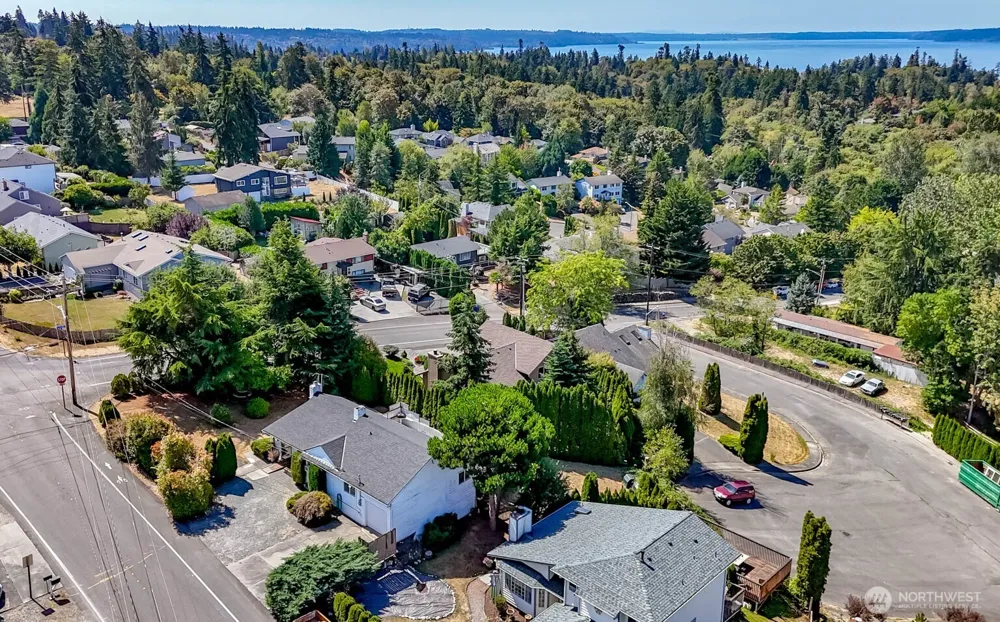 24925 20TH AVENUE S Des Moines, WA 98198