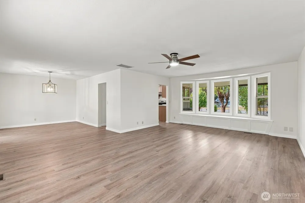 102 E Adams Avenue Morton, WA 98356