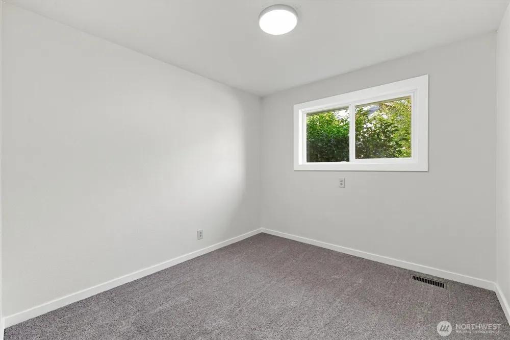 102 E Adams Avenue Morton, WA 98356
