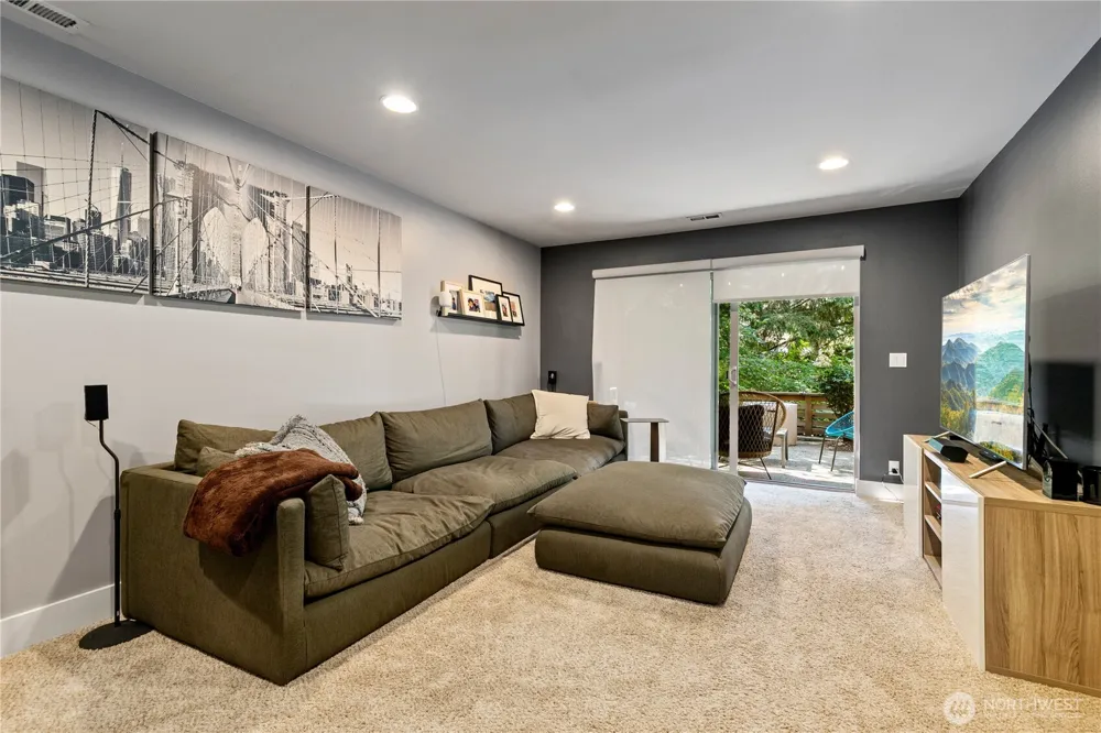 13521 SE 81st Place Newcastle, WA 98059