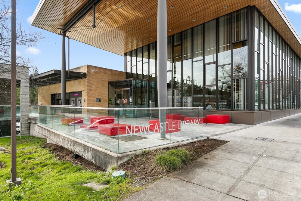 13521 SE 81st Place Newcastle, WA 98059