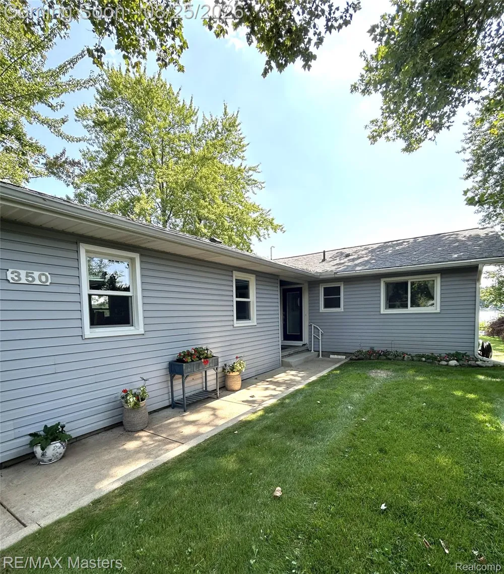 350 Dewey Lake Beach Cambridge Township, MI 49230