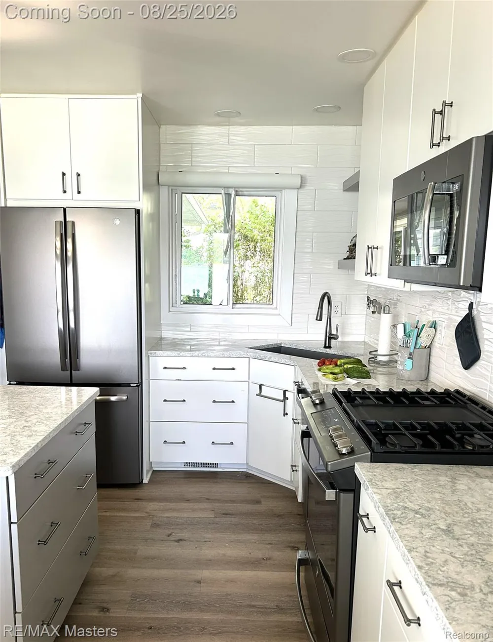 350 Dewey Lake Beach Cambridge Township, MI 49230