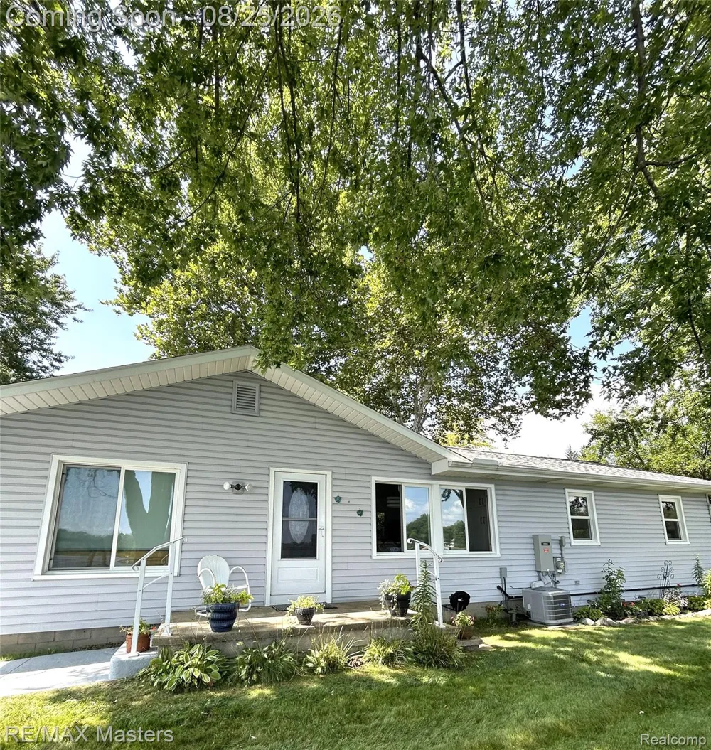 350 Dewey Lake Beach Cambridge Township, MI 49230