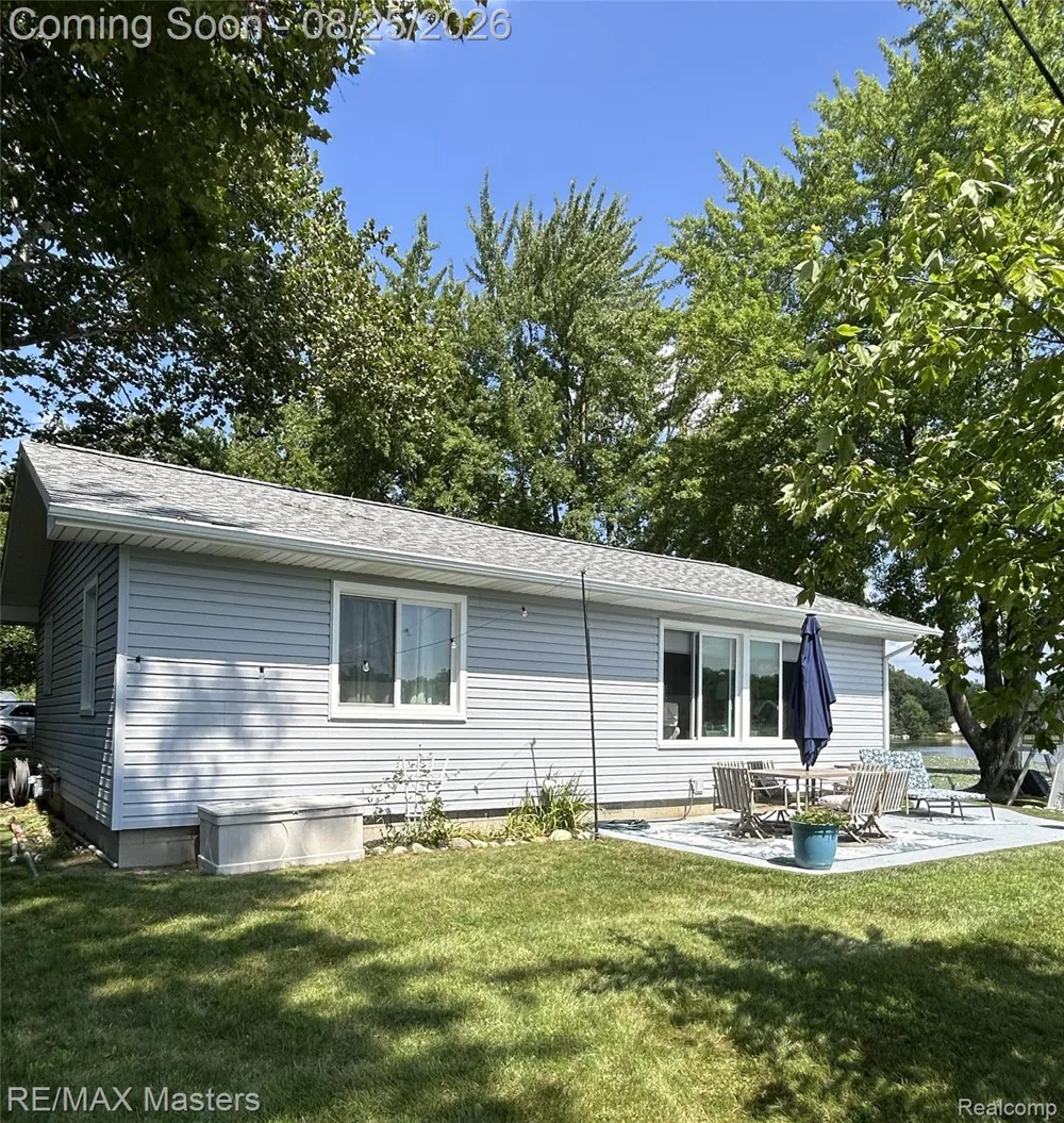350 Dewey Lake Beach Cambridge Township, MI 49230