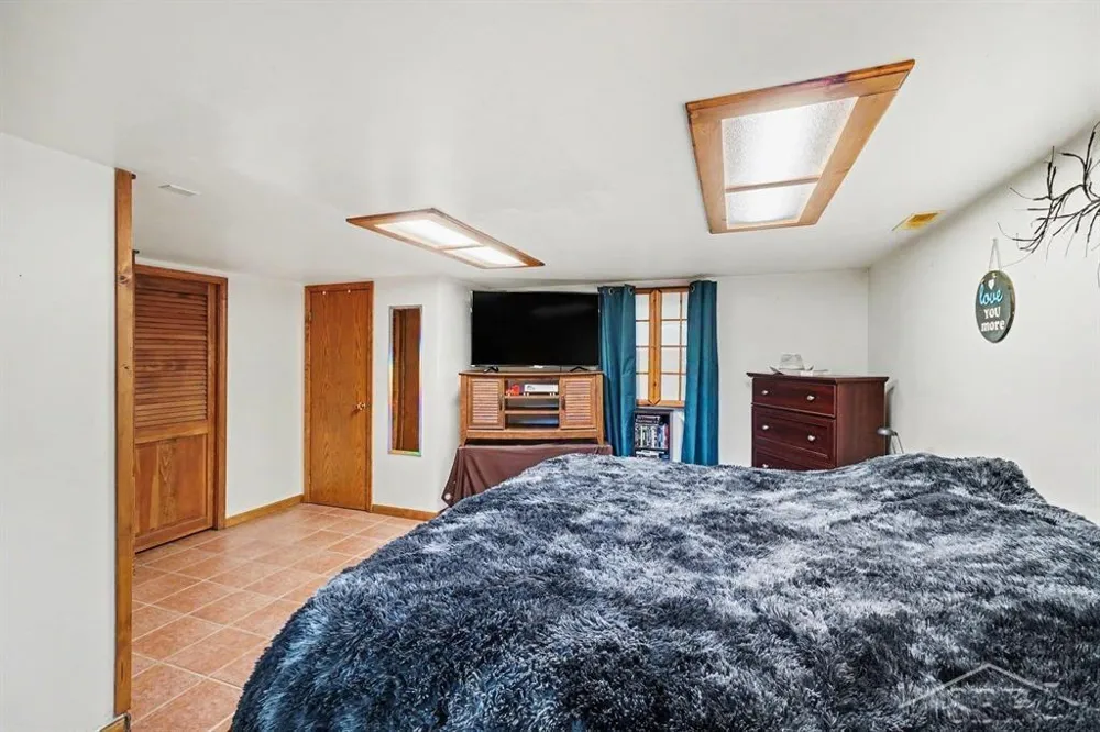 1610 E Ashman Street Midland City, MI 48642