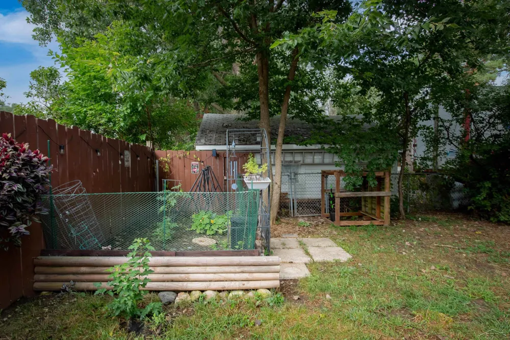 1610 E Ashman Street Midland City, MI 48642