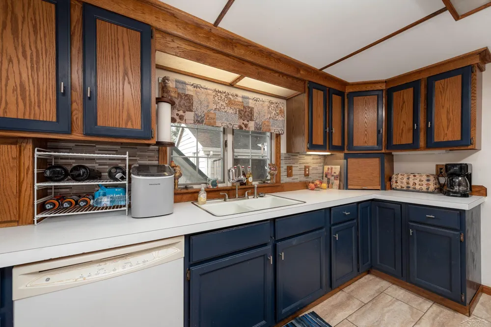 1610 E Ashman Street Midland City, MI 48642