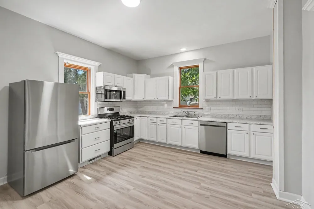 804 E SMITH STREET Bay City City, MI 48706