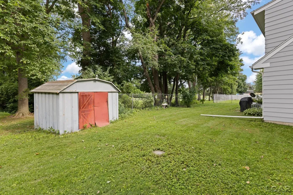 972 Gettysburg Drive Adrian City, MI 49221