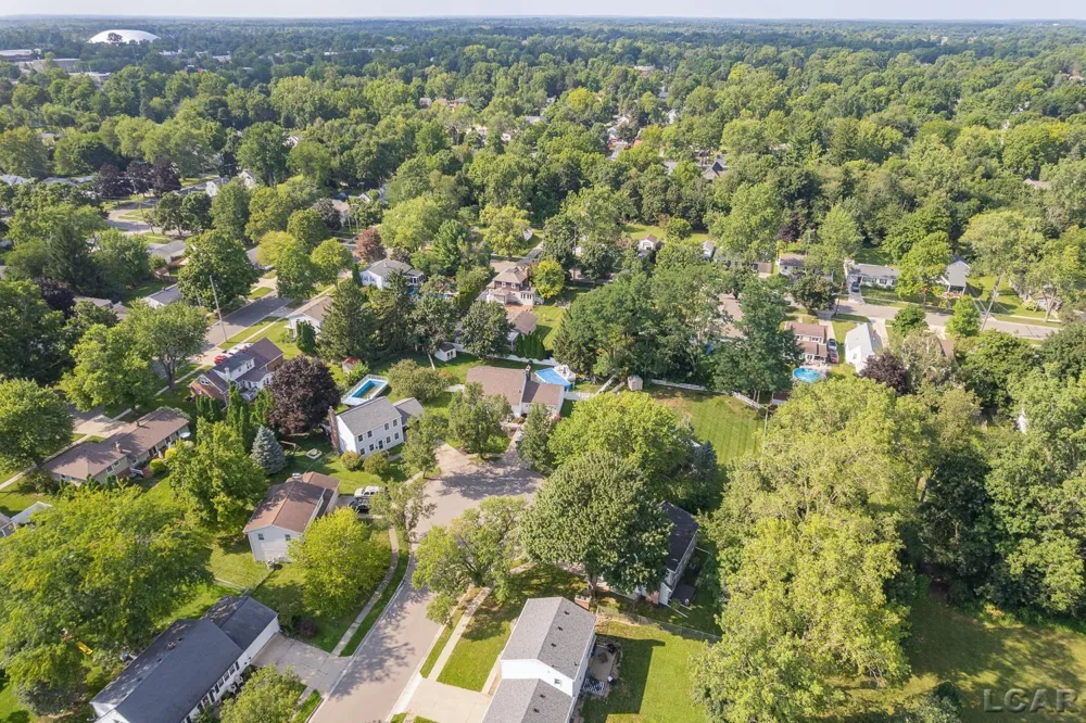 972 Gettysburg Drive Adrian City, MI 49221