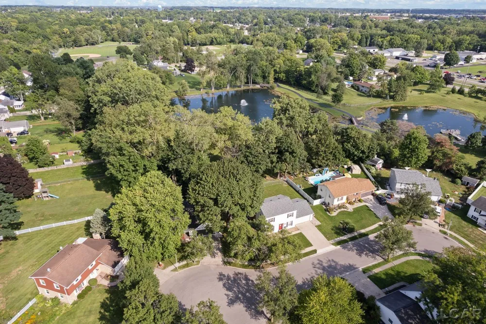 972 Gettysburg Drive Adrian City, MI 49221