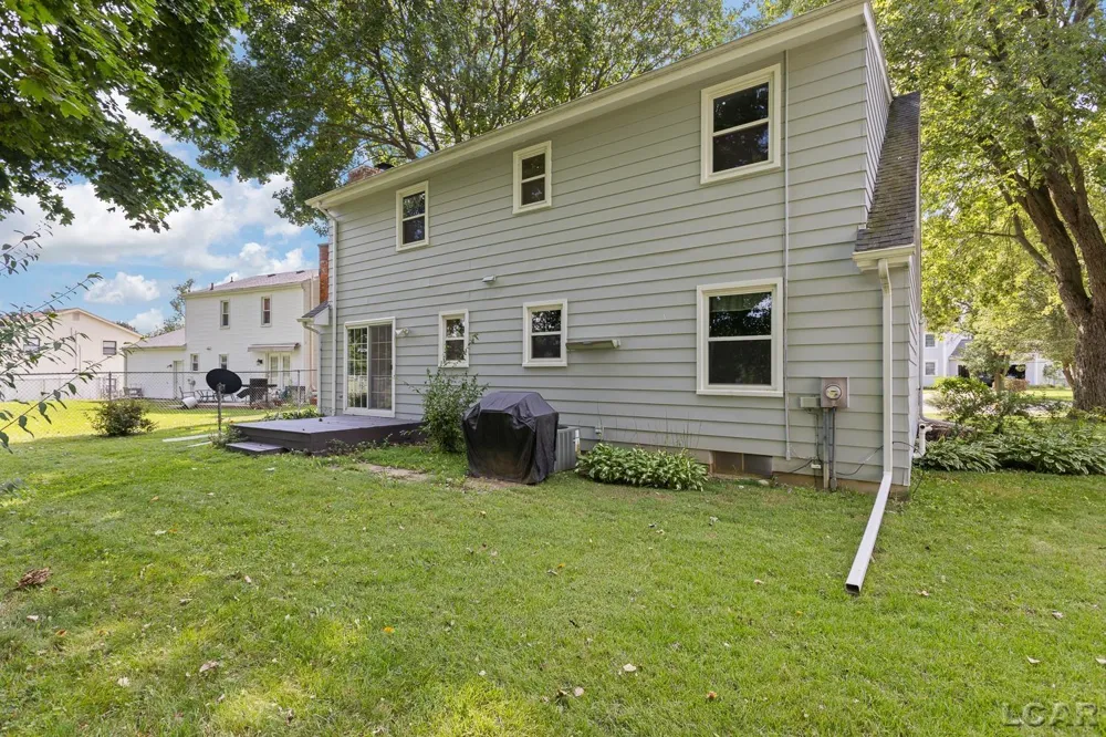 972 Gettysburg Drive Adrian City, MI 49221