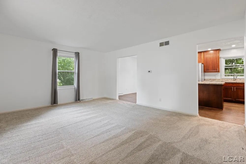 972 Gettysburg Drive Adrian City, MI 49221