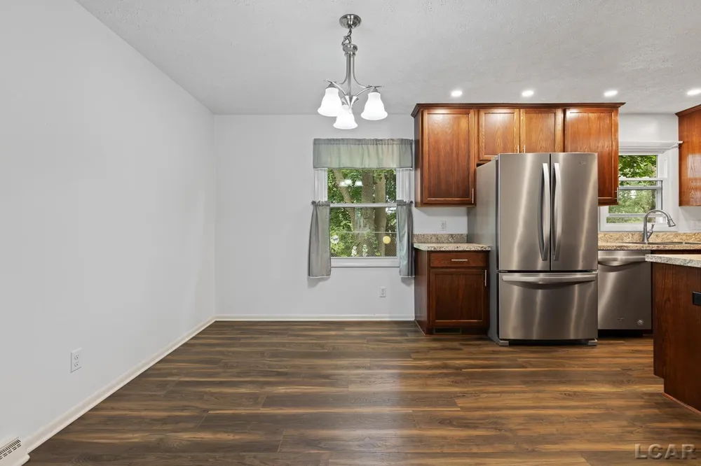 972 Gettysburg Drive Adrian City, MI 49221