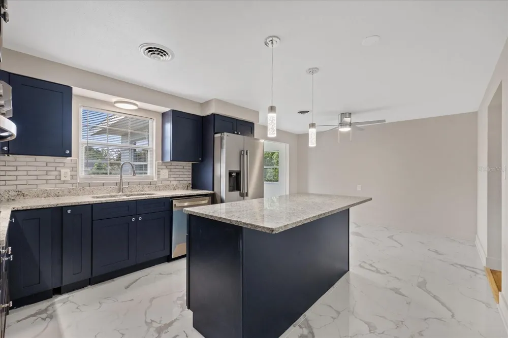5900 AVOCADO STREET Zephyrhills, FL 33542