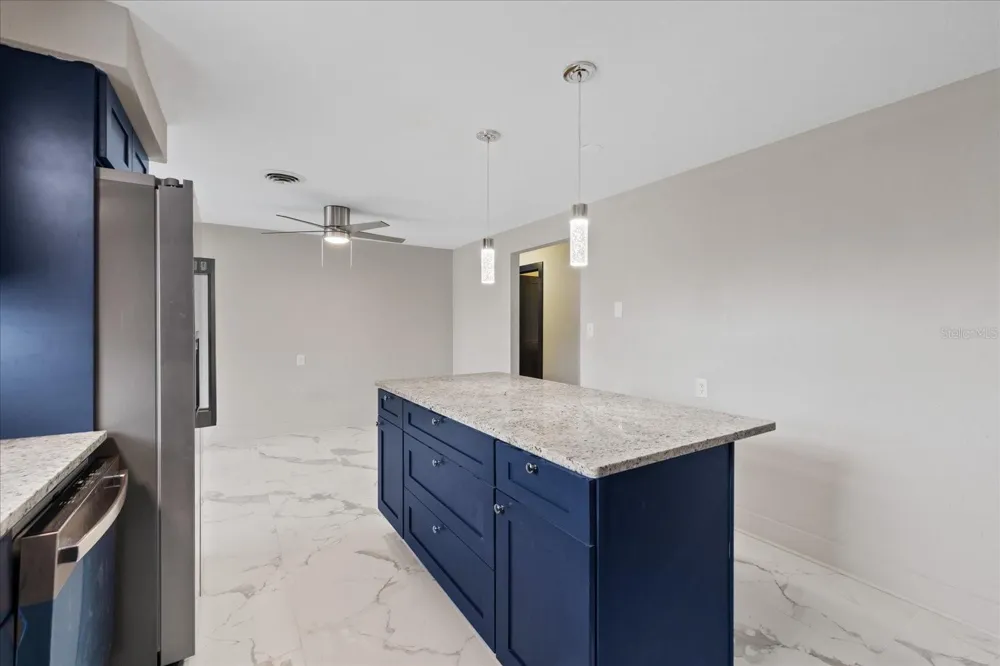 5900 AVOCADO STREET Zephyrhills, FL 33542
