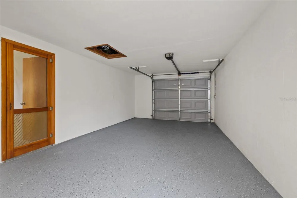 5900 AVOCADO STREET Zephyrhills, FL 33542