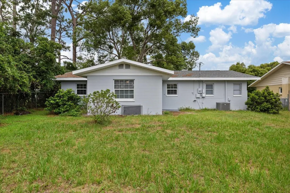 5900 AVOCADO STREET Zephyrhills, FL 33542
