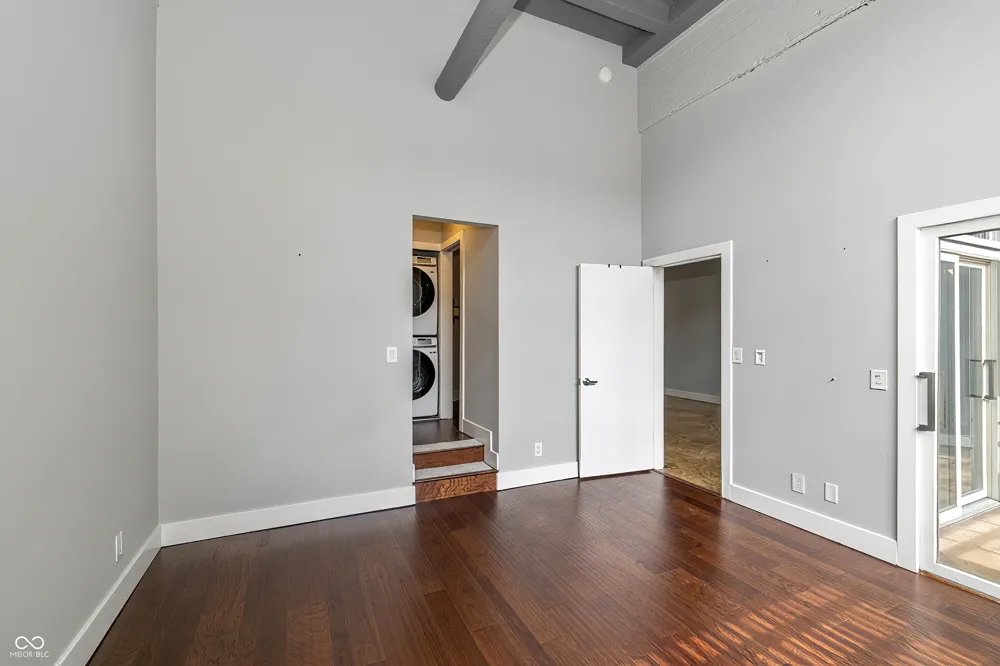611 Park Avenue #105 Indianapolis, IN 46204