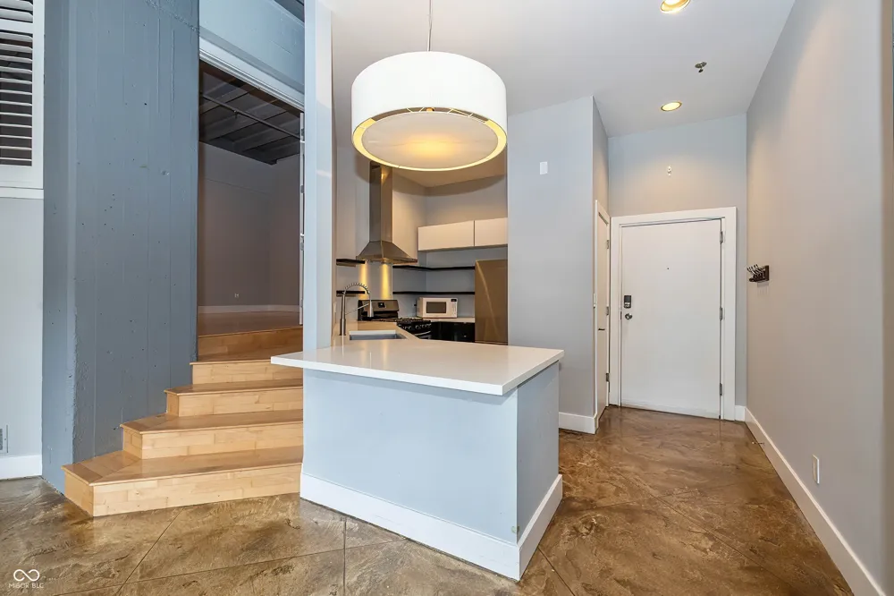 611 Park Avenue #105 Indianapolis, IN 46204