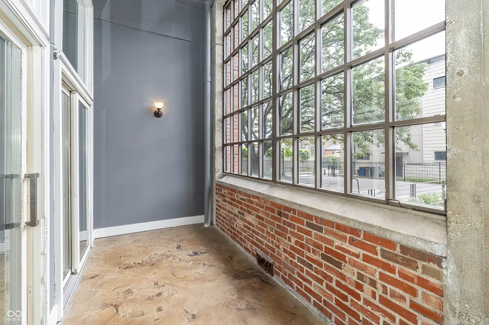 611 Park Avenue #105 Indianapolis, IN 46204