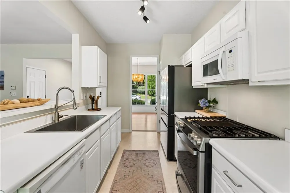 5290 Medlock Corners Drive Norcross, GA 30092