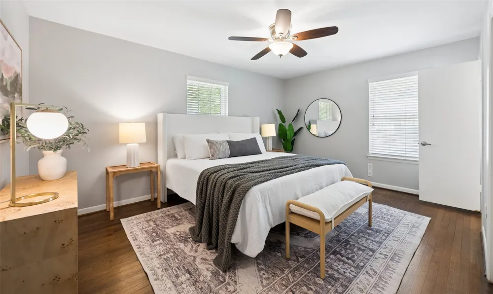 2546 Telegraph Avenue Dallas, TX 75228