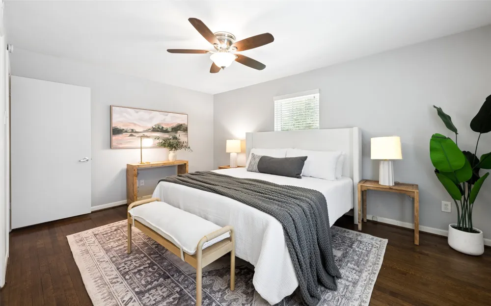 2546 Telegraph Avenue Dallas, TX 75228