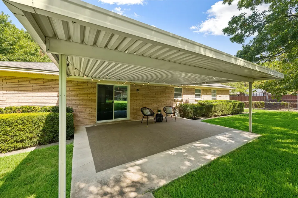 2546 Telegraph Avenue Dallas, TX 75228