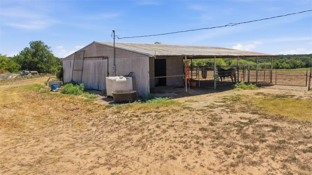 2446 Fm 205 Stephenville, TX 76401