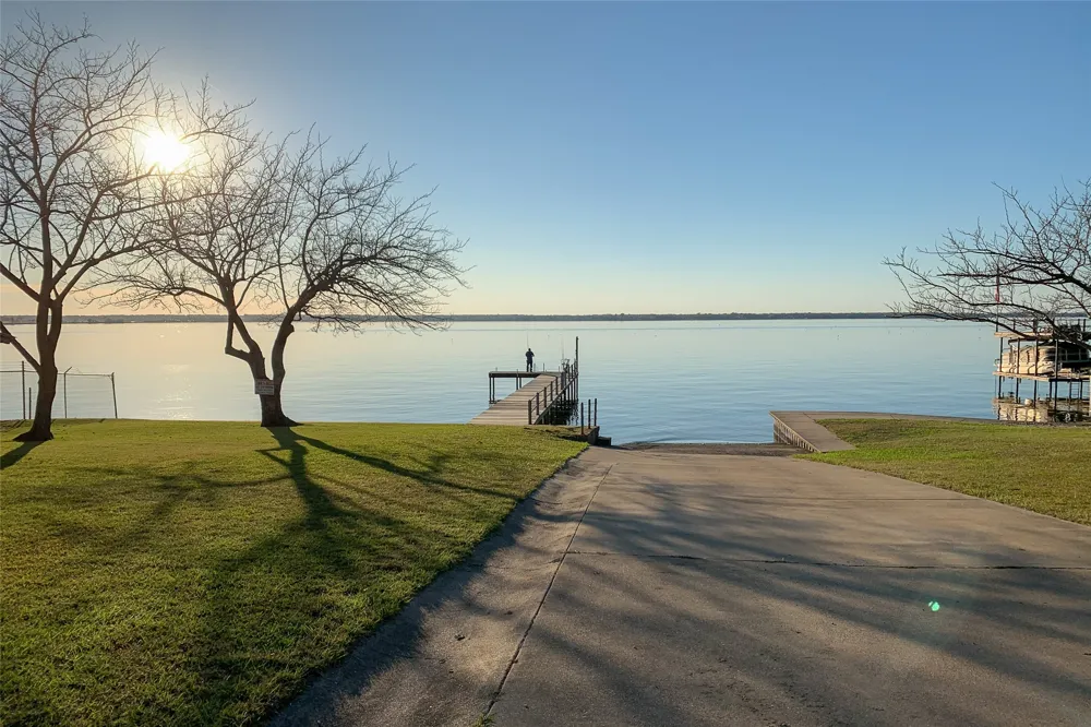 129 Westview Drive Gun Barrel City, TX 75156