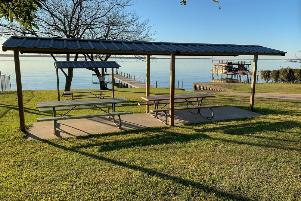129 Westview Drive Gun Barrel City, TX 75156