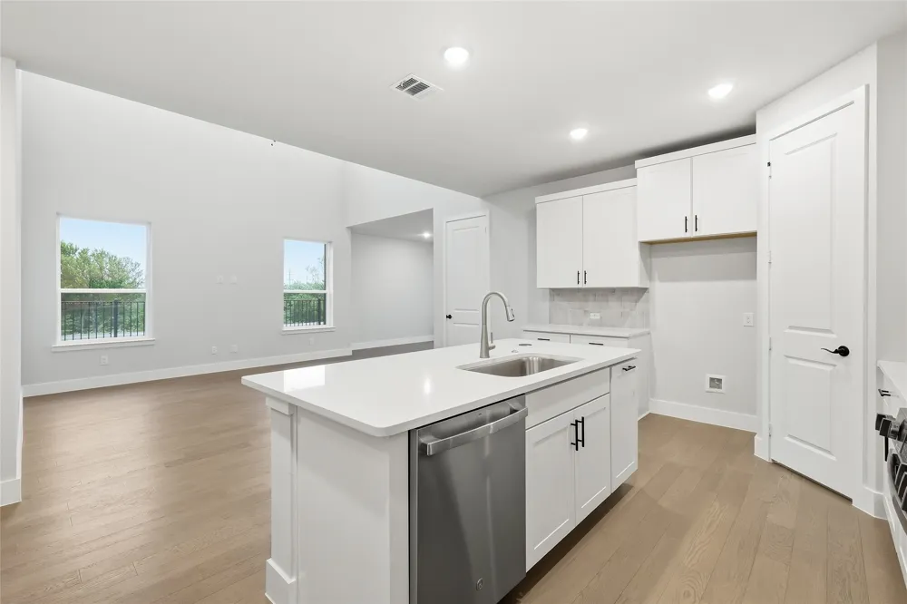 7281 Confetti Lane Frisco, TX 75033