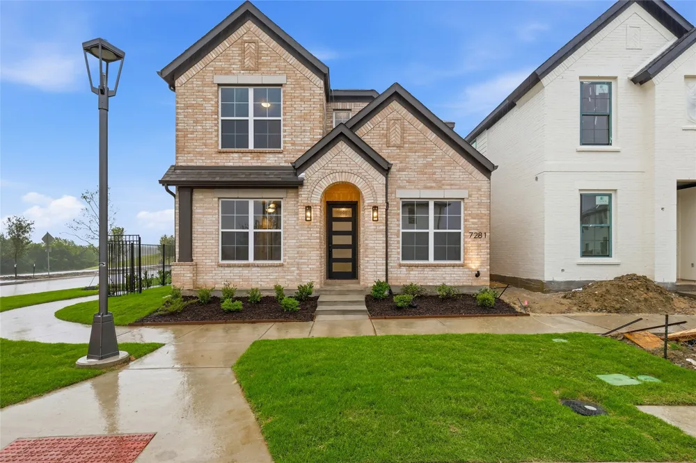 7281 Confetti Lane Frisco, TX 75033