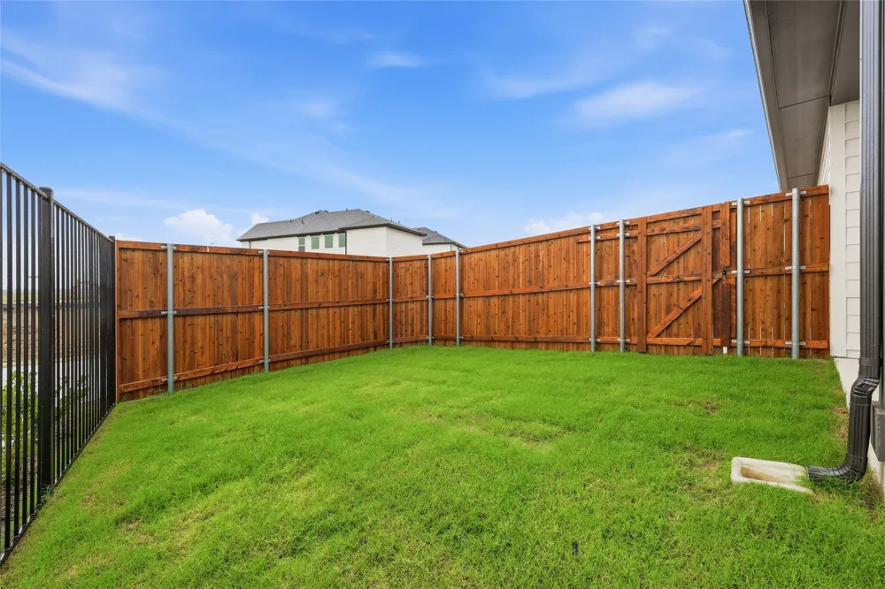 7281 Confetti Lane Frisco, TX 75033