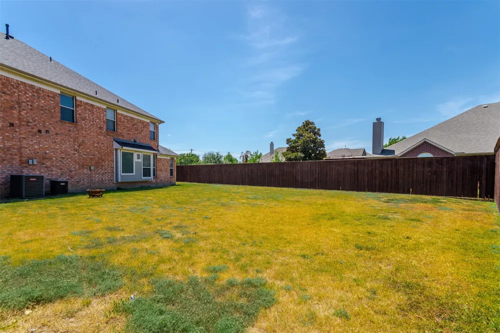 11701 Lampwick Lane Frisco, TX 75035