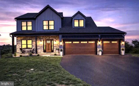 7 BRUBACKER DRIVE