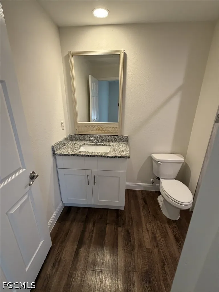 Penny Circle Labelle, FL 33935
